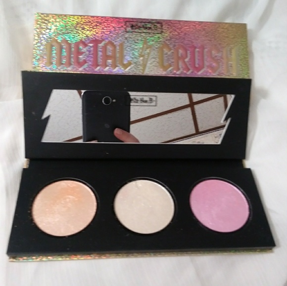 ***SOLD***Kat Von D Metal Crush Palette - Picture 5 of 7